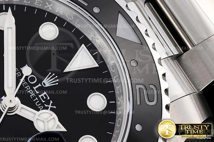 0104 Refined ROLGMT190A – GMT II 116710BLNR 987